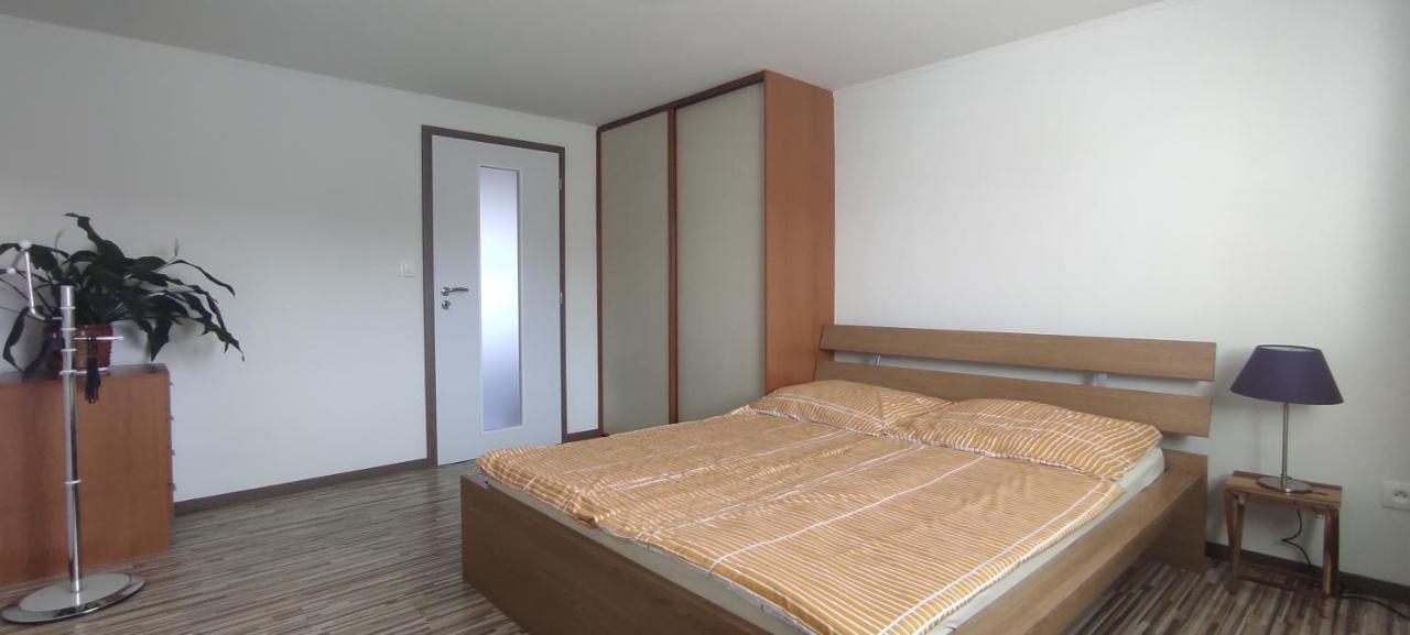 Apartman S Vyhladom Na Bojnicky Zamok Bojnice Ngoại thất bức ảnh