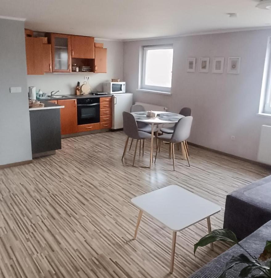 Apartman S Vyhladom Na Bojnicky Zamok Bojnice Ngoại thất bức ảnh